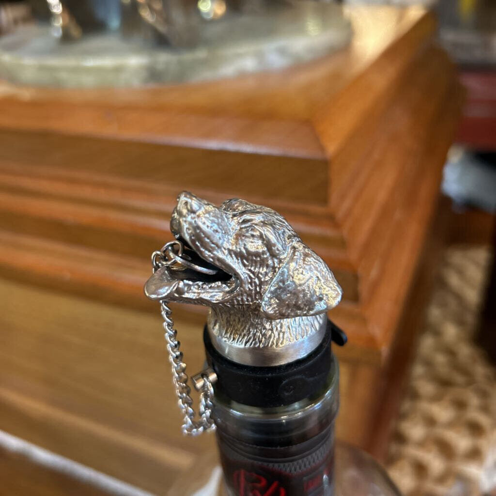 Labrador Whiskey Pourer