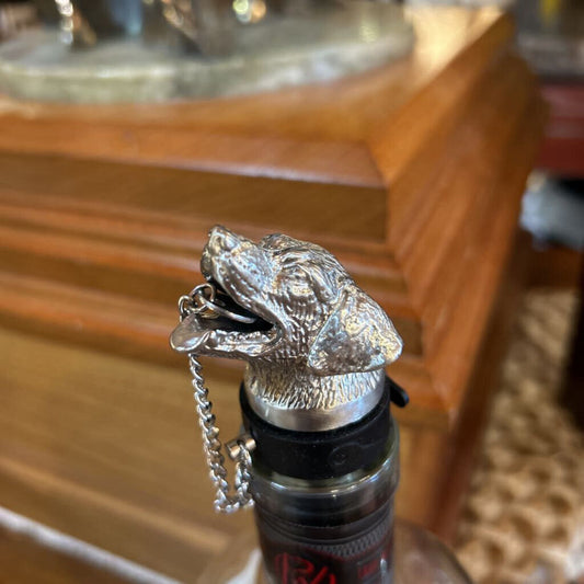 Labrador Whiskey Pourer